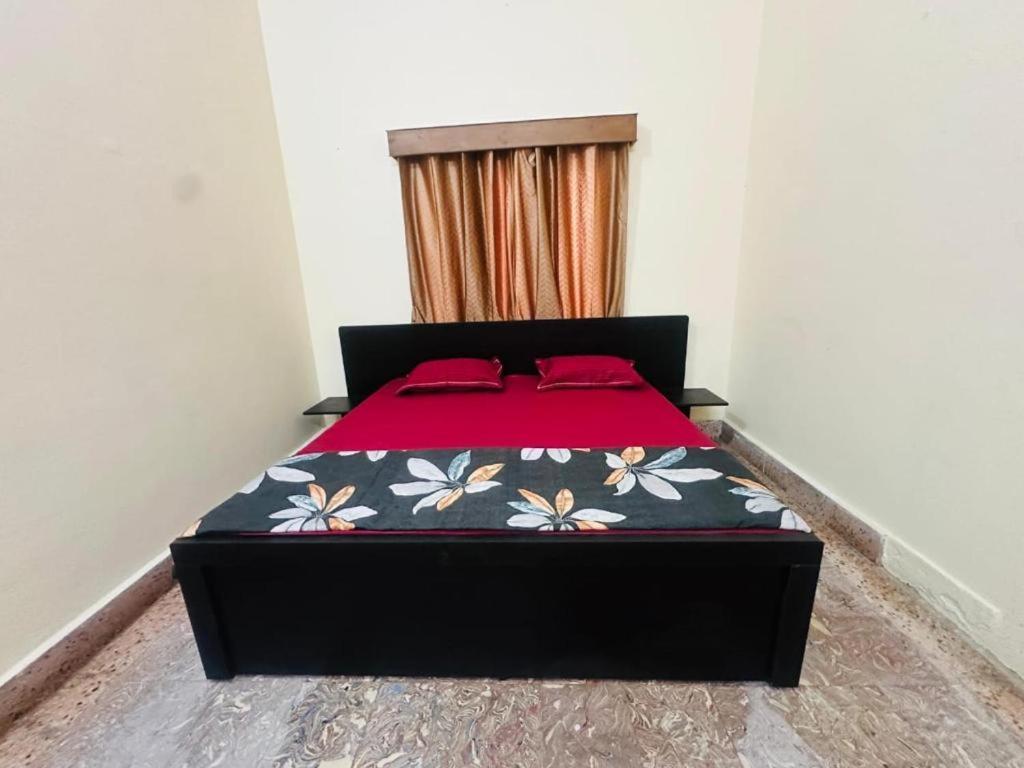 The Swati Palace - Varanasi — Photos 1